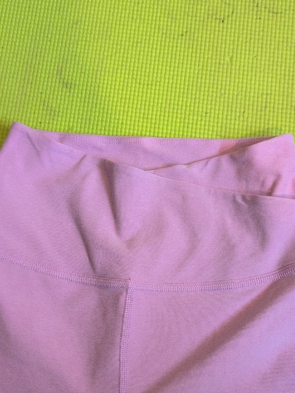 NWT Beyond Yoga Pink Leggings - Picture 5 of 8